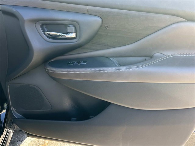 Used 2021 Nissan Murano Platinum w/ Cargo Package image 25