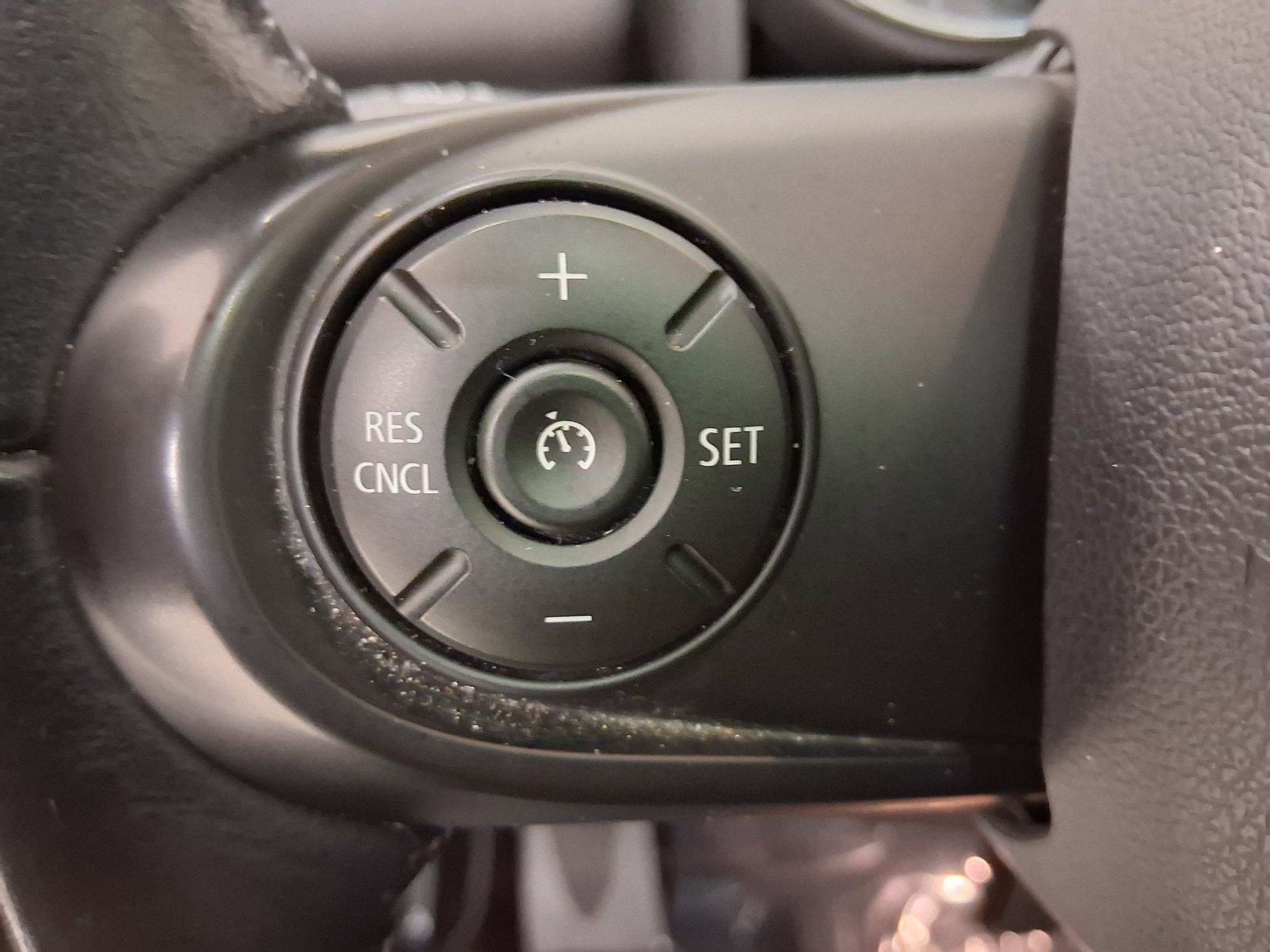 Used 2018 MINI Cooper Countryman FWD image 16