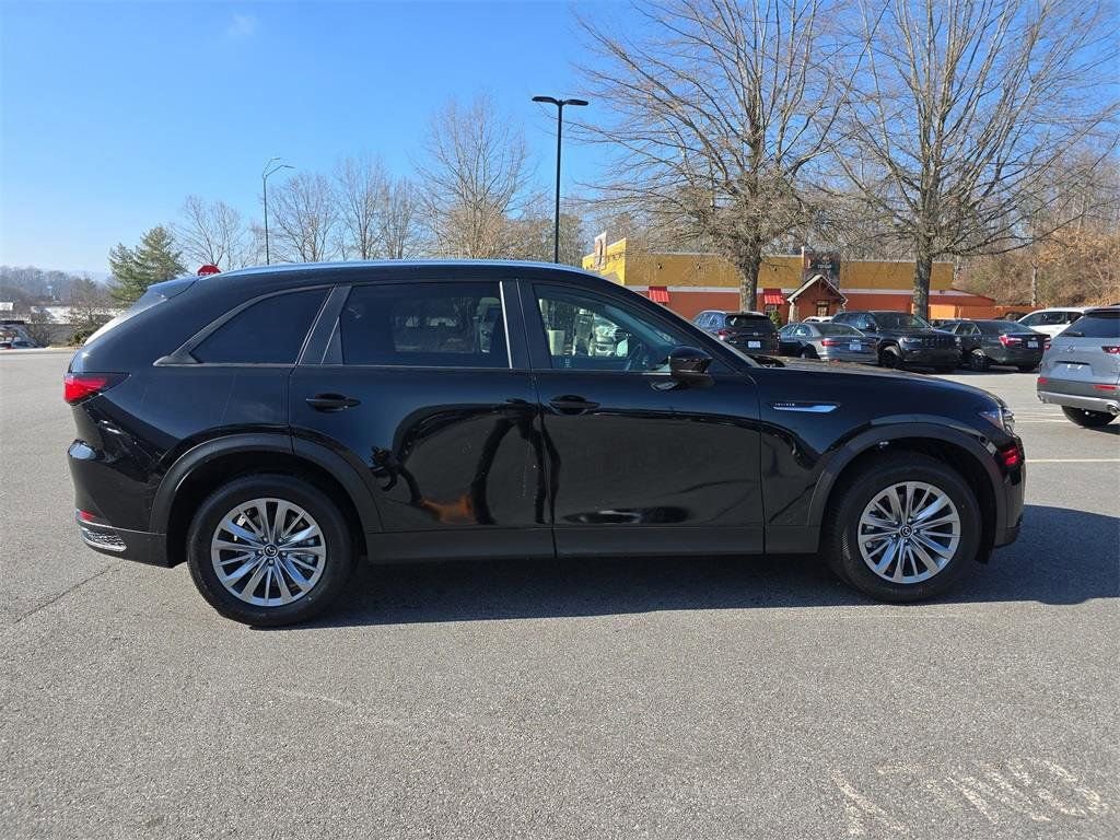 New 2026 MAZDA CX-90 3.3 Turbo w/ Select Package image 2
