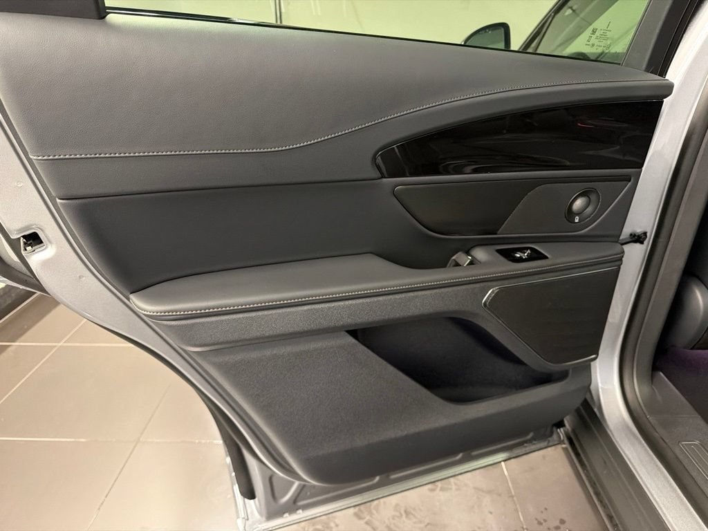 New 2026 Lincoln Nautilus Reserve AWD/4WD image 35