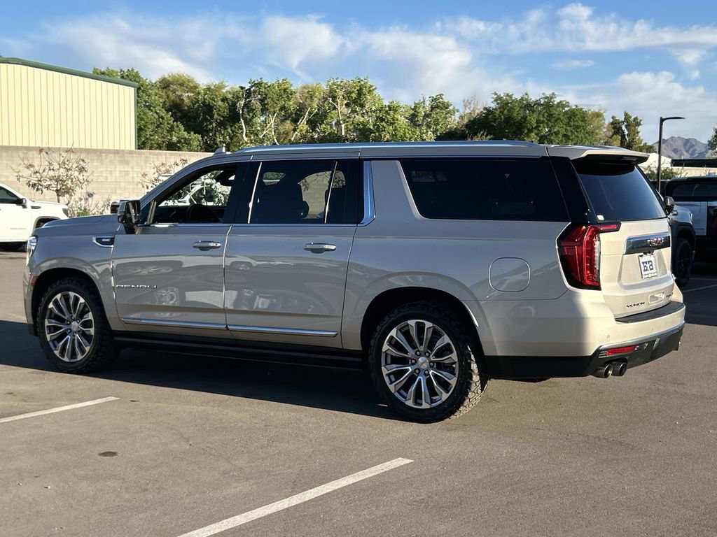 Used 2021 GMC Yukon XL Denali w/ Denali Ultimate Package image 6
