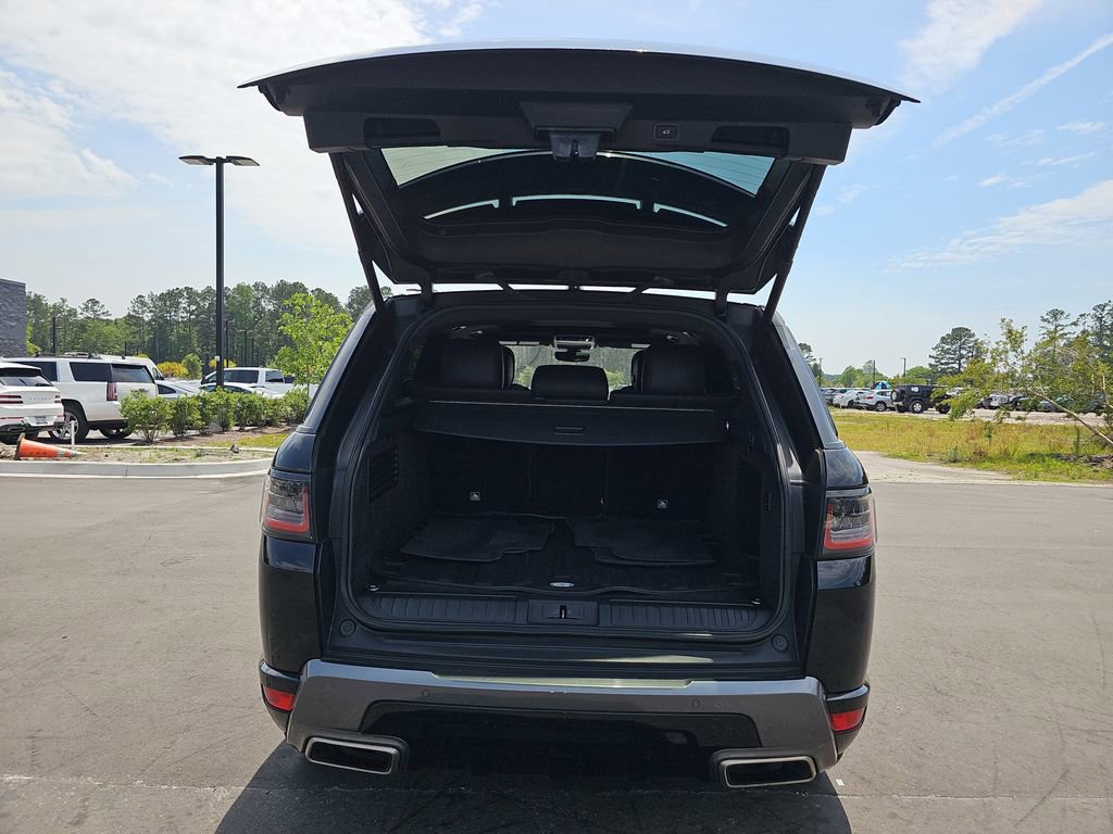 Used 2018 Land Rover Range Rover Sport HSE AWD/4WD image 17