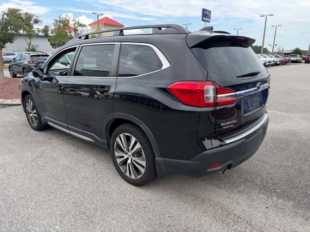Used 2022 Subaru Ascent Limited w/ Technology Package AWD/4WD image 9