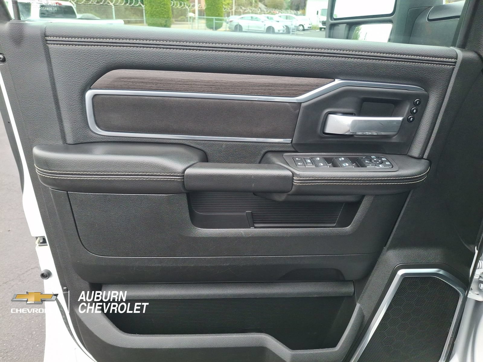 Used 2026 RAM 2500 Laramie AWD/4WD image 14