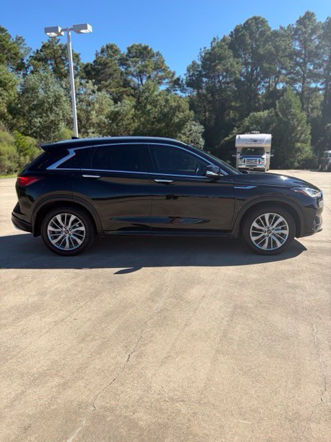 Used 2023 INFINITI QX50 Luxe FWD image 7