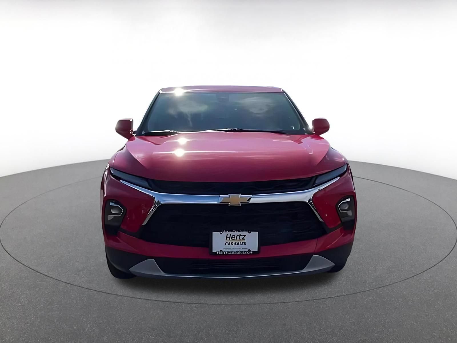 Used 2025 Chevrolet Blazer LT FWD image 4