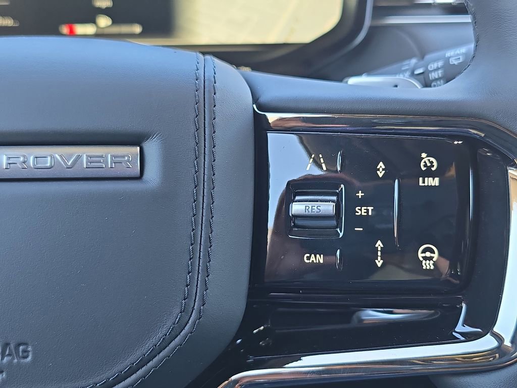 New 2025 Land Rover Range Rover Sport Dynamic SE AWD/4WD image 19