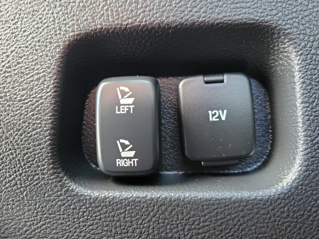 Used 2024 Ford Edge SEL w/ Convenience Package AWD/4WD image 9