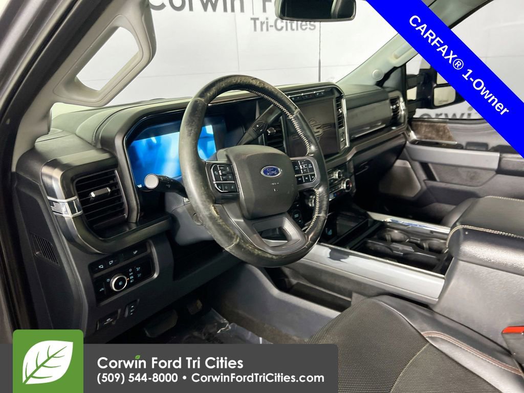 Used 2023 Ford F350 Lariat w/ Lariat Ultimate Package AWD/4WD image 3