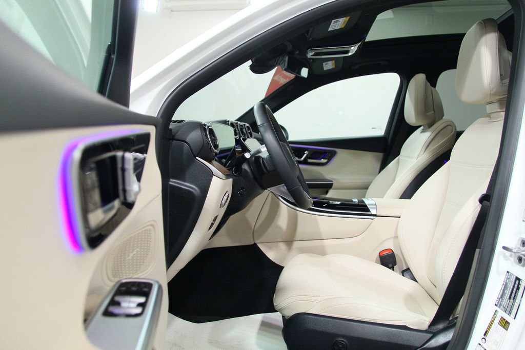 Certified 2026 Mercedes-Benz GLC 300 4MATIC image 4