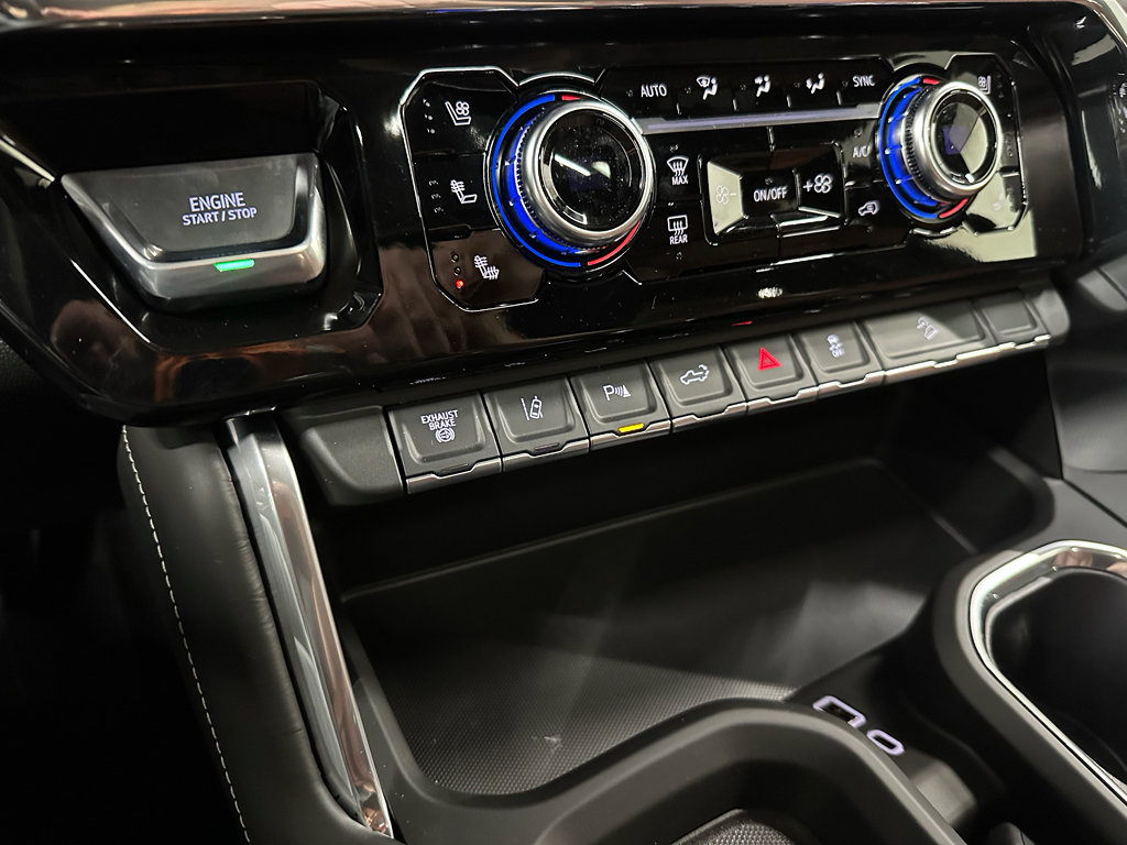 New 2026 GMC Sierra 2500 Denali Ultimate AWD/4WD image 38