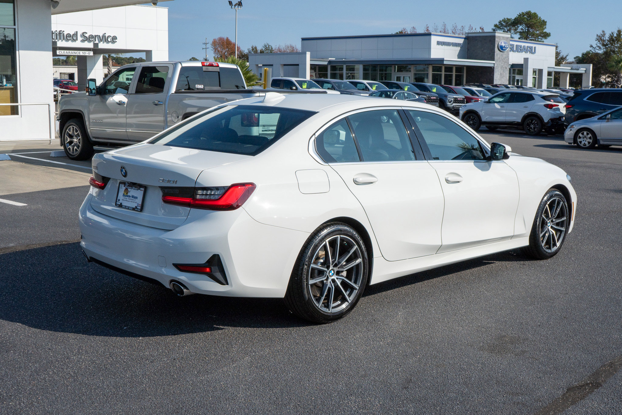 Used 2021 BMW 330i Sedan image 3