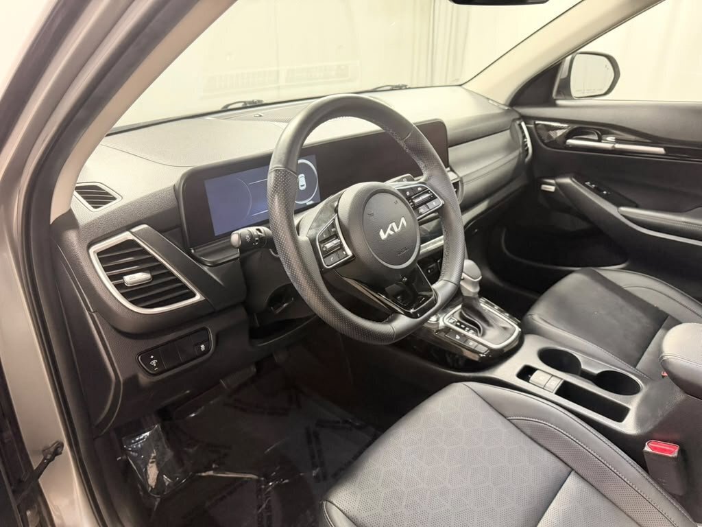 Used 2024 Kia Seltos SX AWD/4WD image 23
