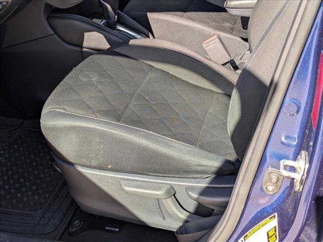 Used 2020 Nissan Kicks SV image 15