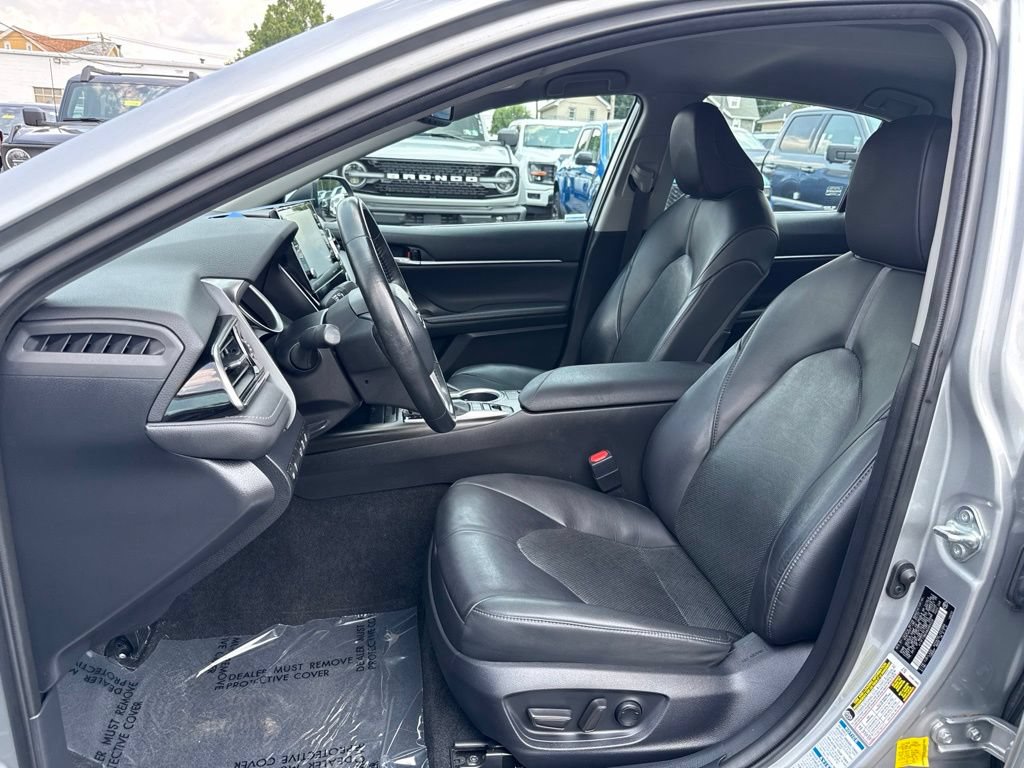 Used 2022 Toyota Camry XLE AWD/4WD image 14