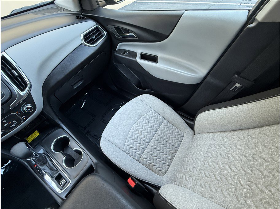 Used 2023 Chevrolet Equinox LS w/ LS Convenience Package FWD image 12