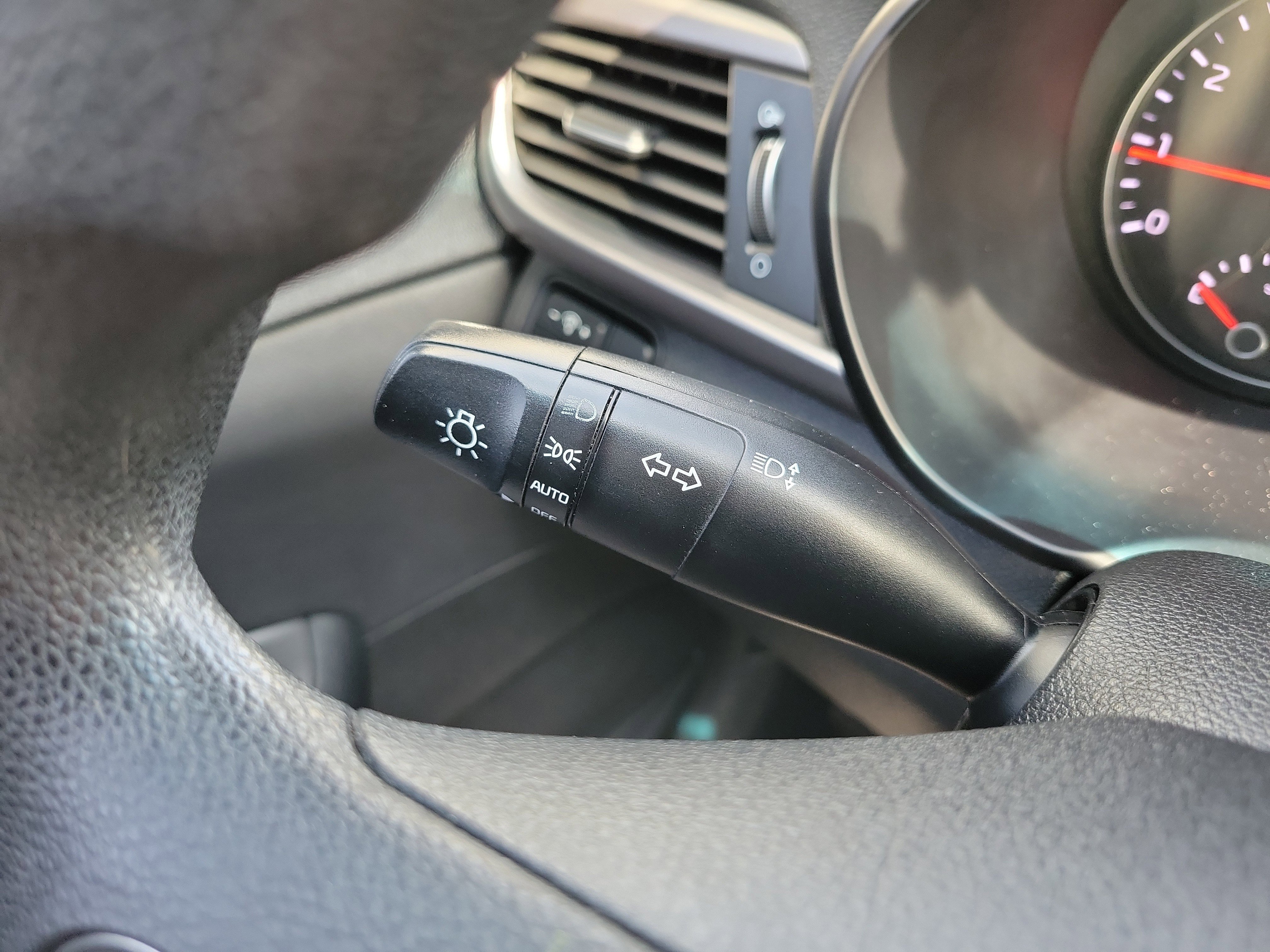 Used 2017 Kia Optima LX w/ Option Group 014 image 27