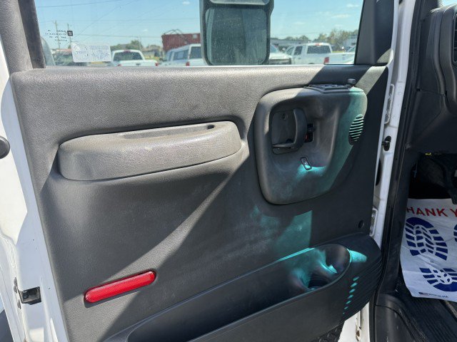 Used 2009 Chevrolet Kodiak C4500 2WD Crew Cab image 11