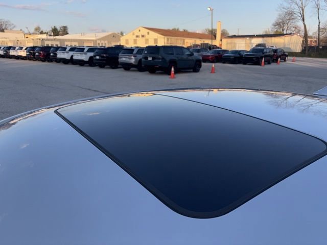 Used 2019 Genesis G90 3.3T Premium image 9