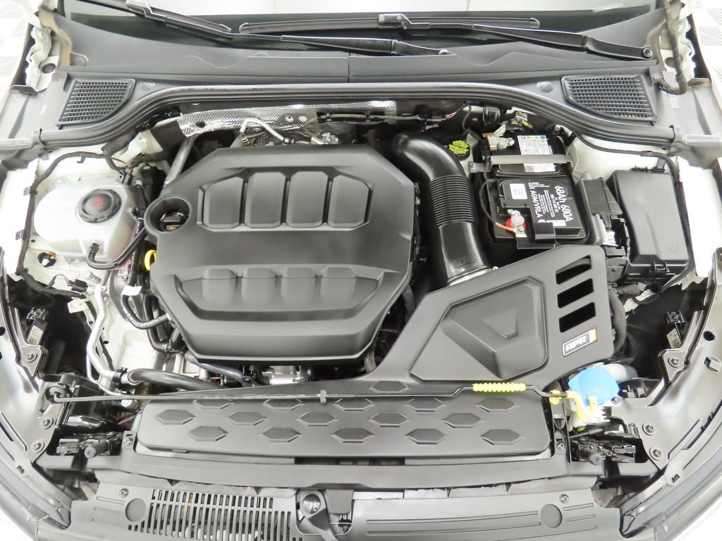 Used 2022 Volkswagen GTI Autobahn image 29