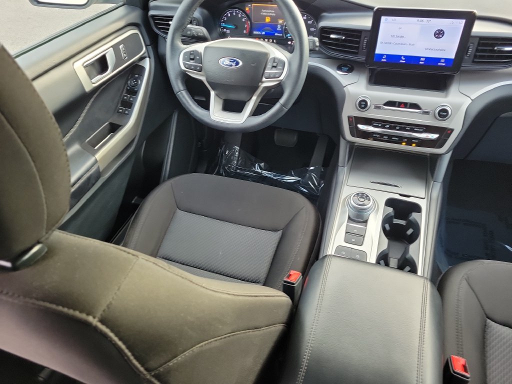 Used 2023 Ford Explorer XLT RWD image 11
