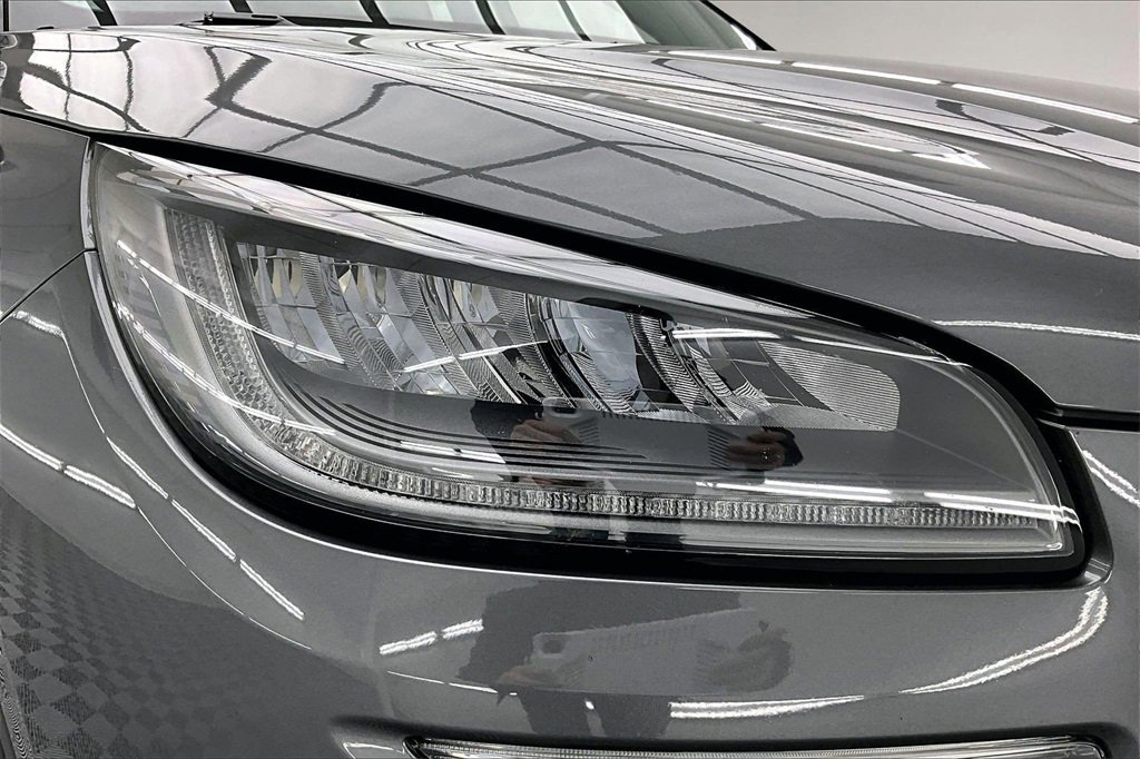 Used 2022 Lincoln Corsair AWD w/ Equipment Group 101A image 29