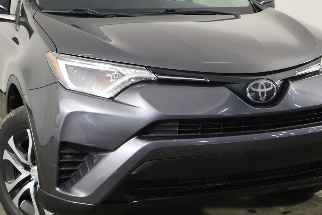 Used 2017 Toyota RAV4 LE image 36