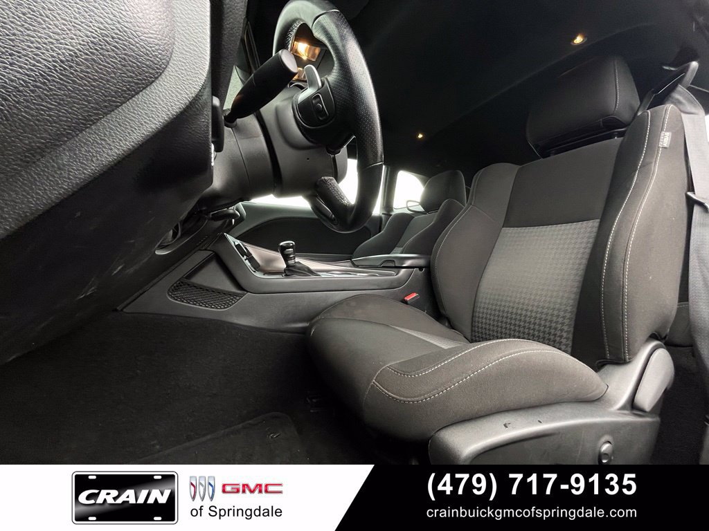 Used 2023 Dodge Challenger R/T w/ Blacktop Package RWD image 23