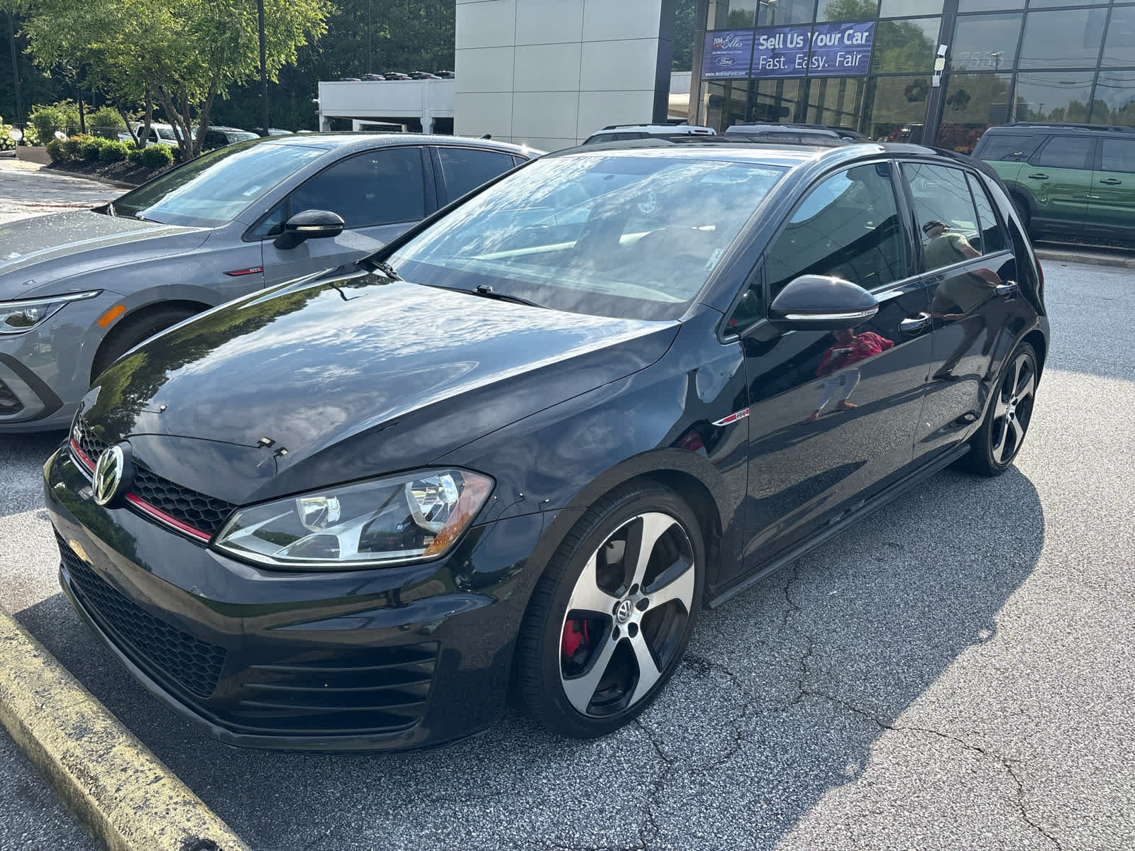 Used 2017 Volkswagen GTI S FWD image 1