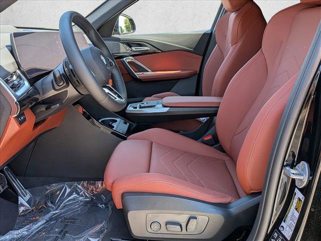 New 2026 BMW X2 xDrive28i AWD/4WD image 4