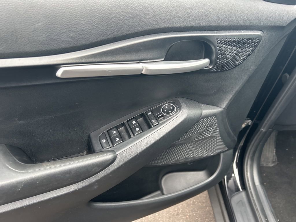 Used 2023 Kia Seltos LX image 21