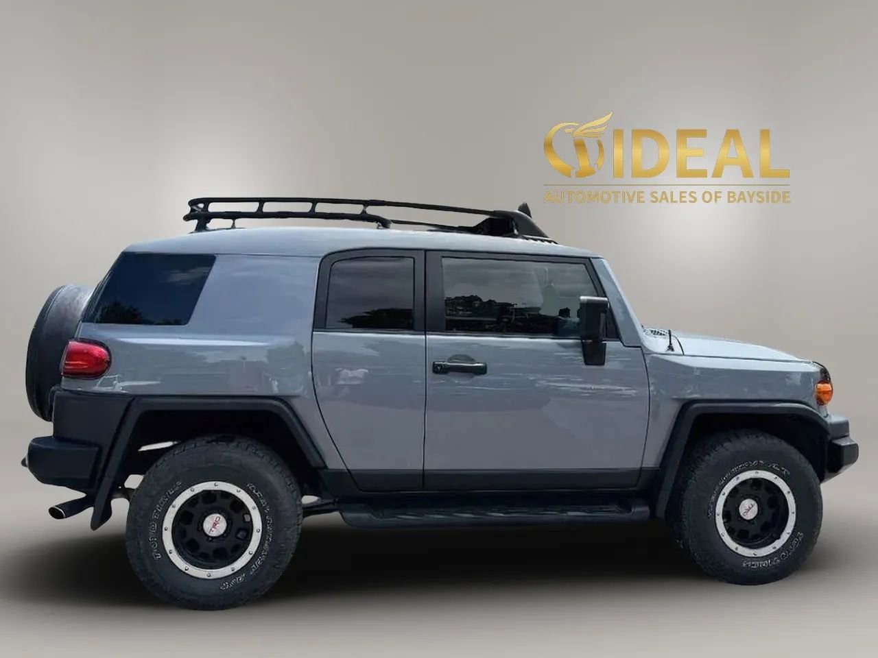 Used 2013 Toyota FJ Cruiser 4WD w/ Trail Teams Special Edition image 6