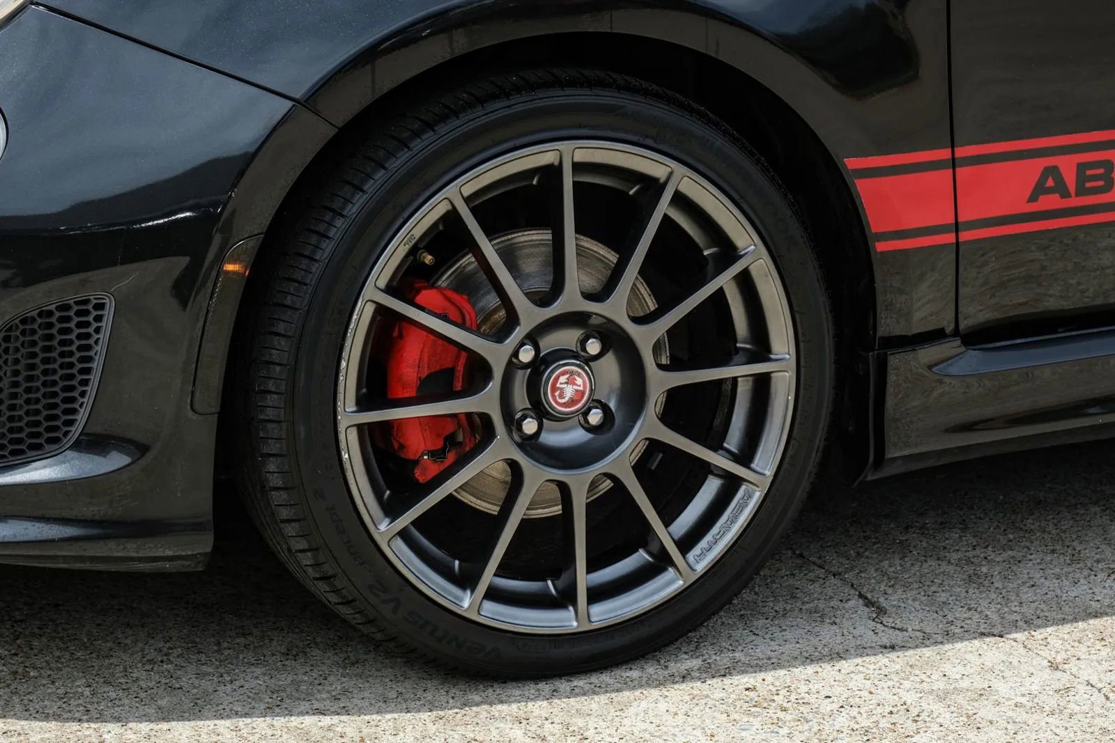 Used 2013 FIAT 500 Abarth w/ Comfort/Convenience Group image 49