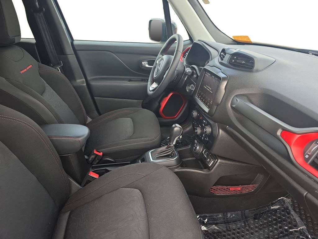 Used 2023 Jeep Renegade Trailhawk AWD/4WD image 16