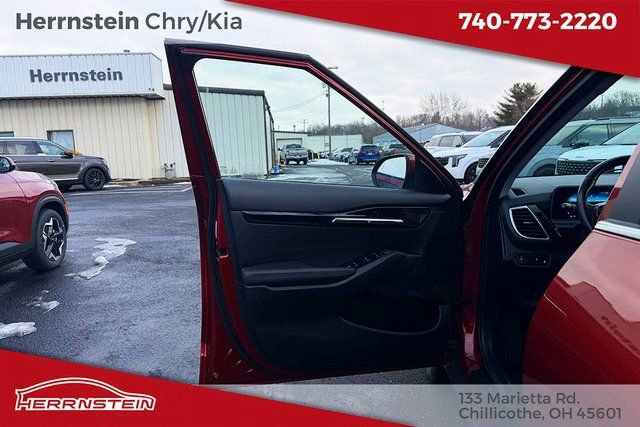 Used 2024 Kia Seltos S image 13