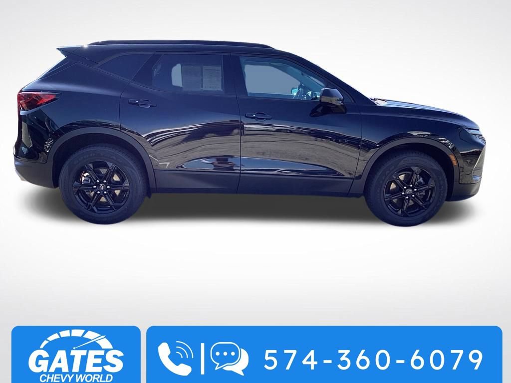 Used 2023 Chevrolet Blazer LT w/ Convenience Package FWD image 9