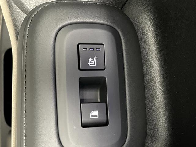 Used 2024 Hyundai Santa Fe Limited image 37