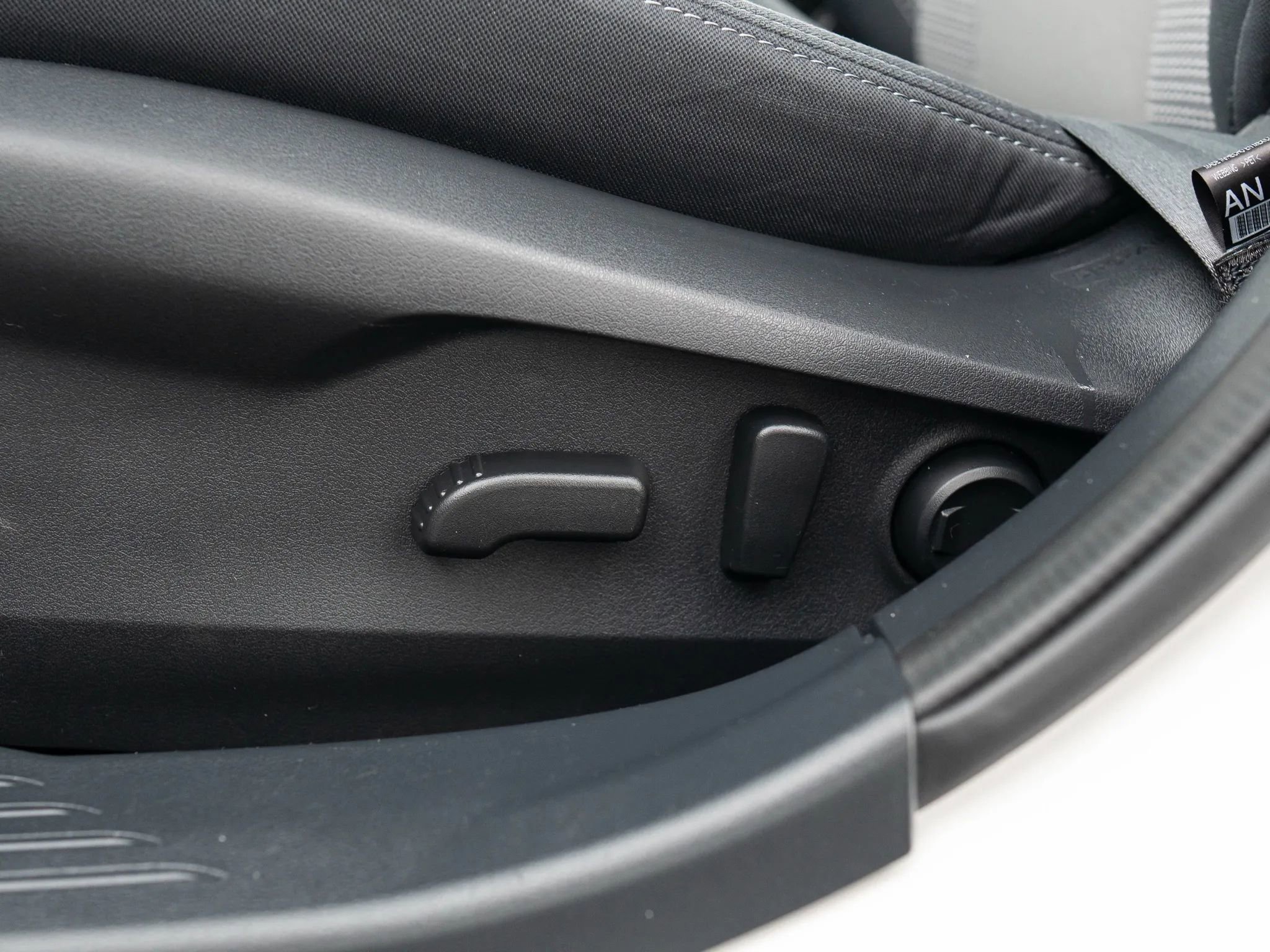 Used 2023 Subaru Outback Premium image 39