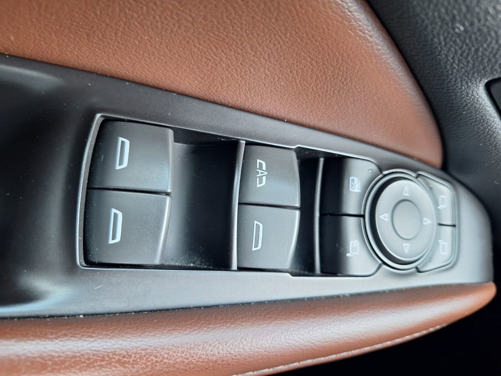 Used 2018 Buick Enclave Avenir w/ Avenir Technology Package image 19