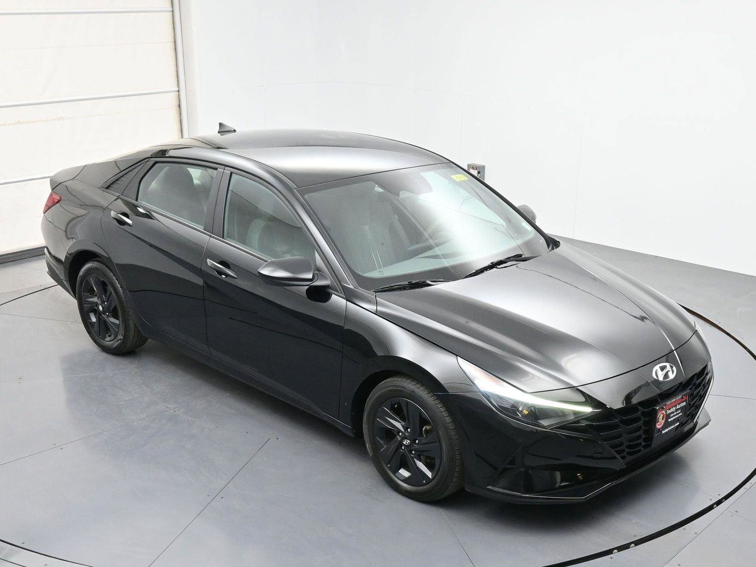 Used 2022 Hyundai Elantra SEL w/ Convenience Package FWD image 31