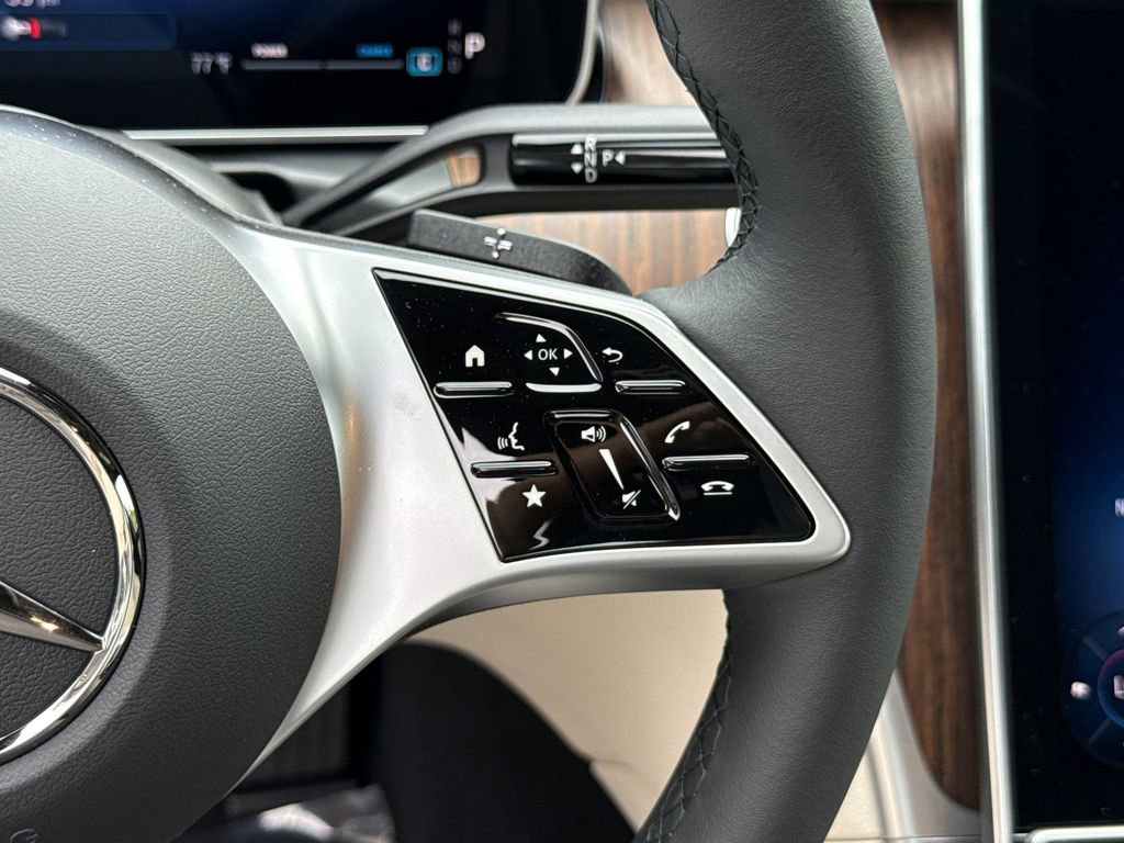 New 2025 Mercedes-Benz C 300 4MATIC Sedan image 16