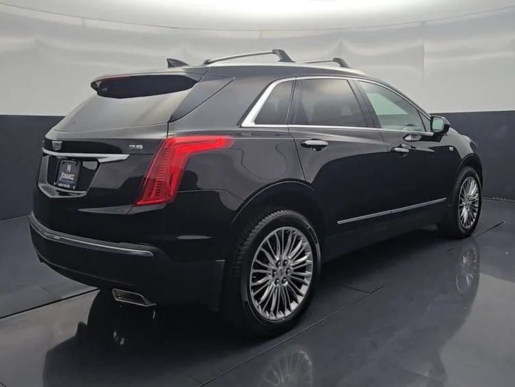 Used 2017 Cadillac XT5 Premium Luxury FWD image 7