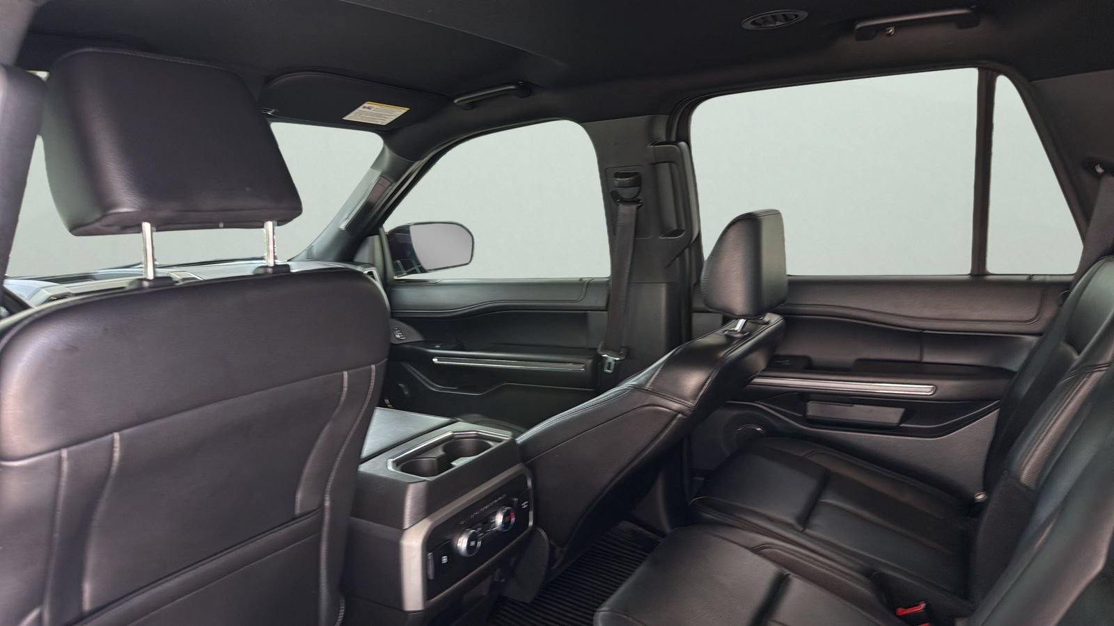 Used 2021 Ford Expedition XLT RWD image 28