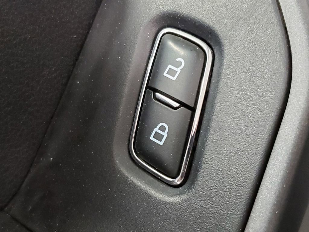 Used 2023 Ford F350 XLT w/ FX4 Off-Road Package image 29