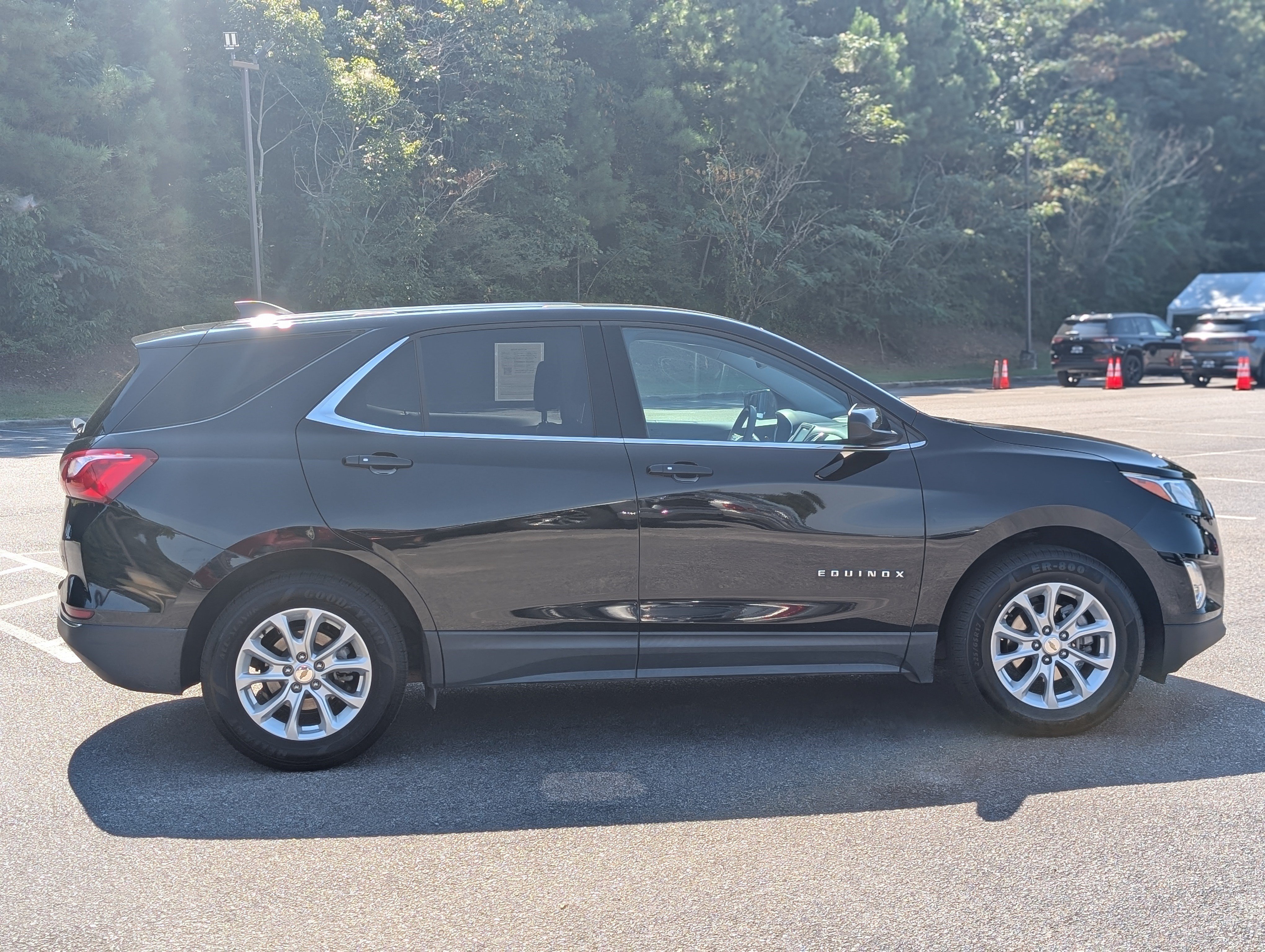 Used 2018 Chevrolet Equinox LT FWD image 10
