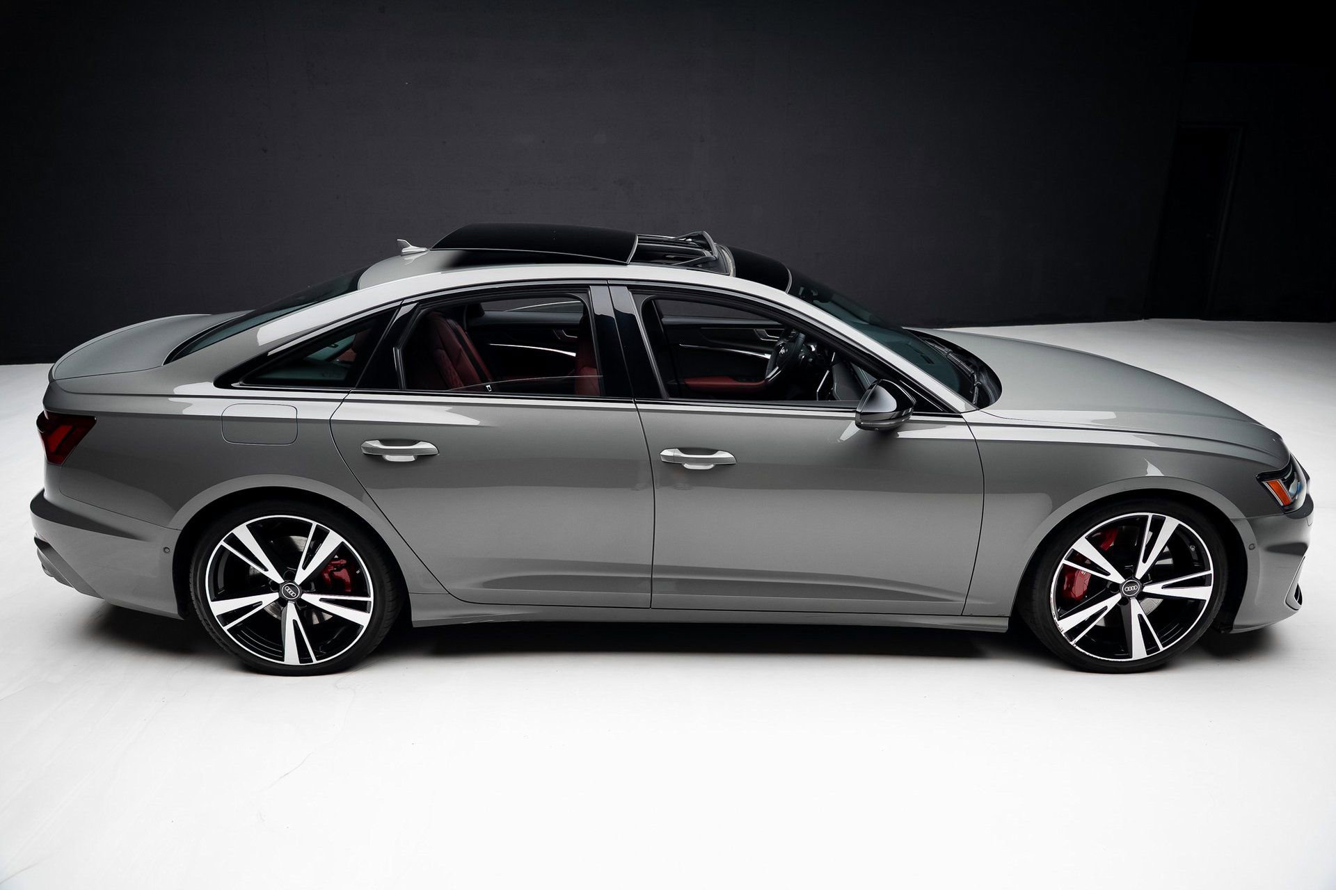 Used 2023 Audi S6 Premium Plus w/ Premium Plus Package image 34