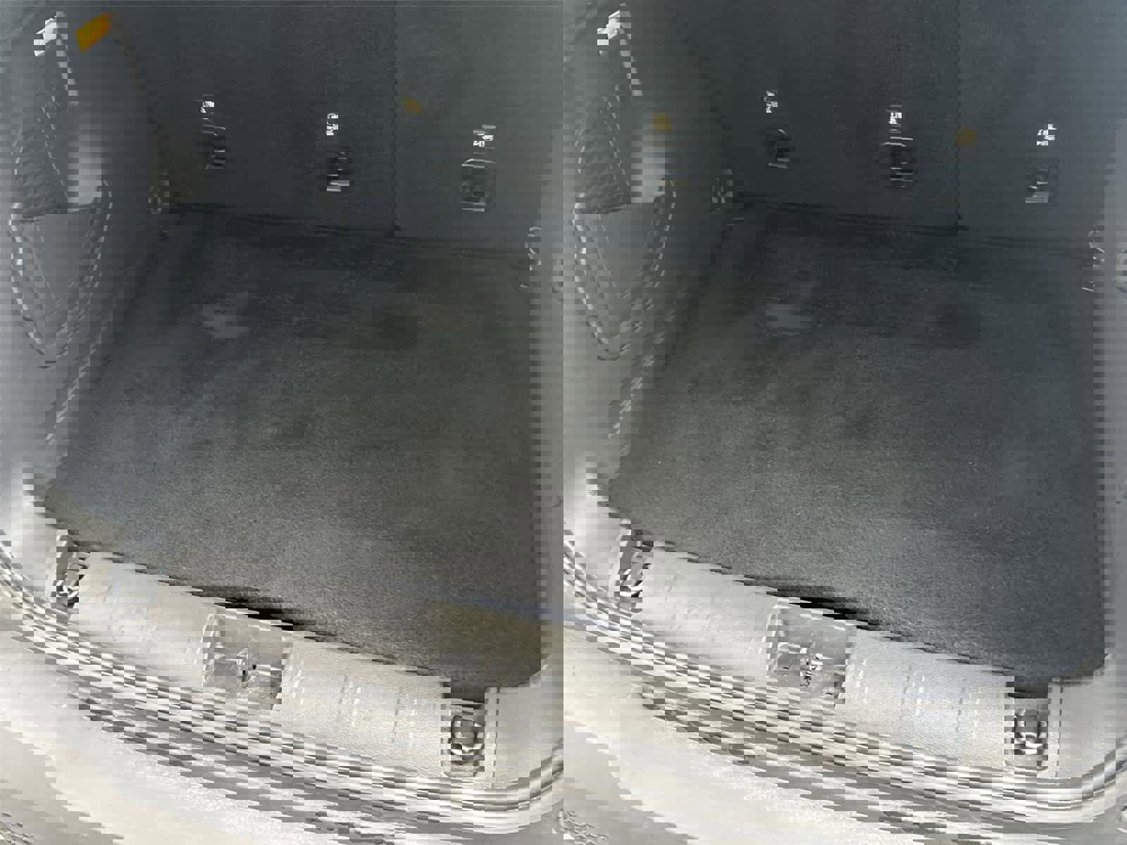 Used 2020 Jeep Renegade Latitude w/ Cold Weather Group image 14