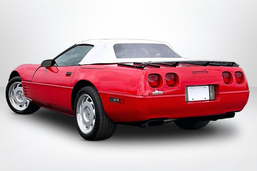 Used 1992 Chevrolet Corvette Convertible RWD image 5