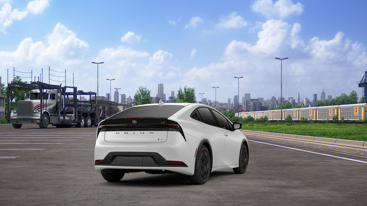 New 2026 Toyota Prius LE FWD image 11