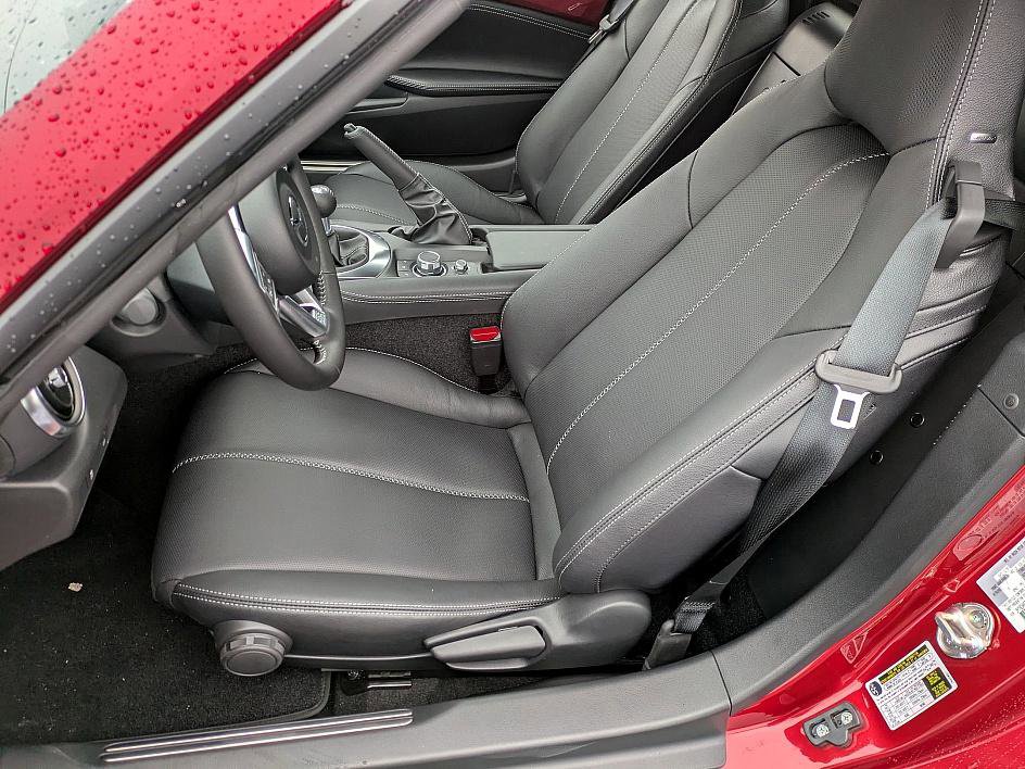 New 2025 MAZDA MX-5 Miata RF Grand Touring image 14